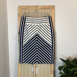 A line pencil skirt